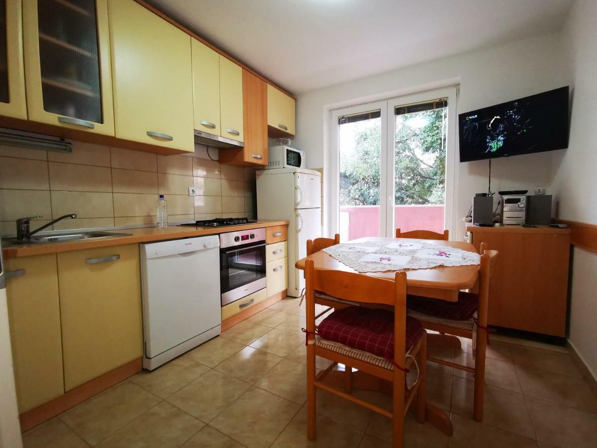 Comfortable 3* Apartment Lapad Center Дубровник Экстерьер фото
